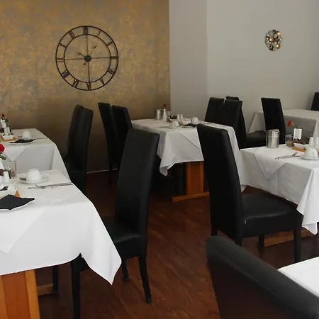 Hotel Regiohotel Germania Am Kurpark 3*