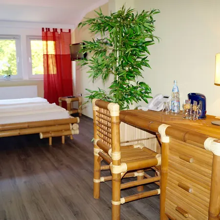 Regiohotel Germania - #direktamkurpark #wellnessbereich #fruehstuecksbuffet #freeparking 3*