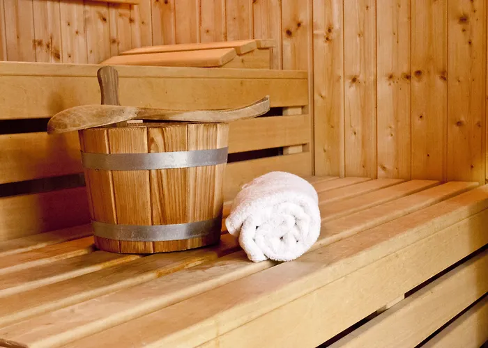 Regiohotel Germania - #direktamkurpark #wellnessbereich #fruehstuecksbuffet #freeparking Hotel 3*