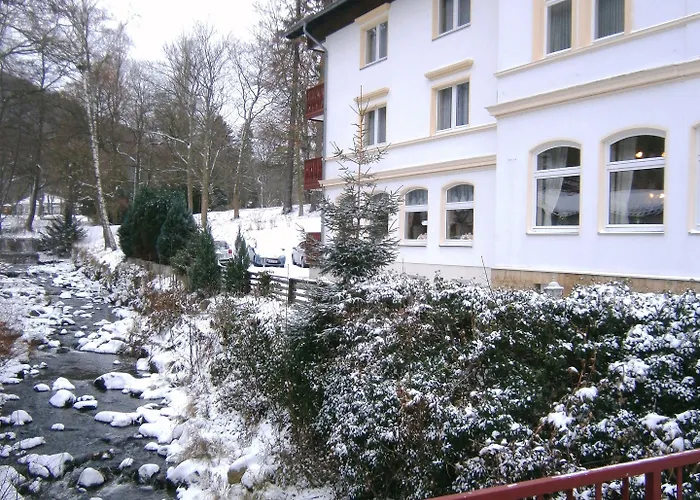 Regiohotel Germania - #direktamkurpark #wellnessbereich #fruehstuecksbuffet #freeparking Hotel 3*