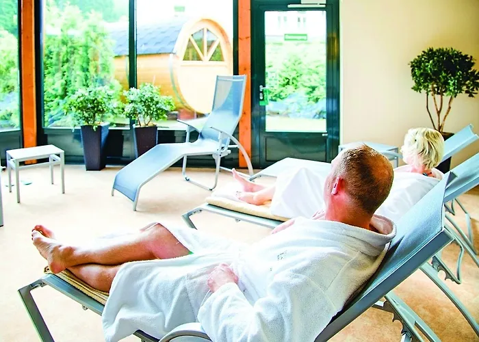Regiohotel Germania - #direktamkurpark #wellnessbereich #fruehstuecksbuffet #freeparking Hotel 3*