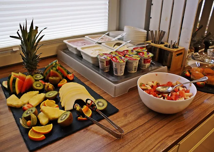 Regiohotel Germania - #direktamkurpark #wellnessbereich #fruehstuecksbuffet #freeparking